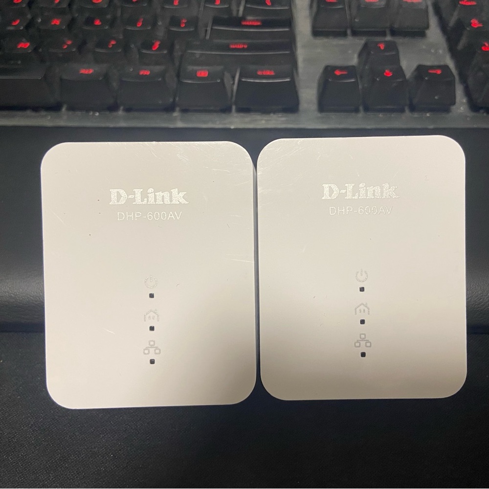 D-link Ethernet connectors